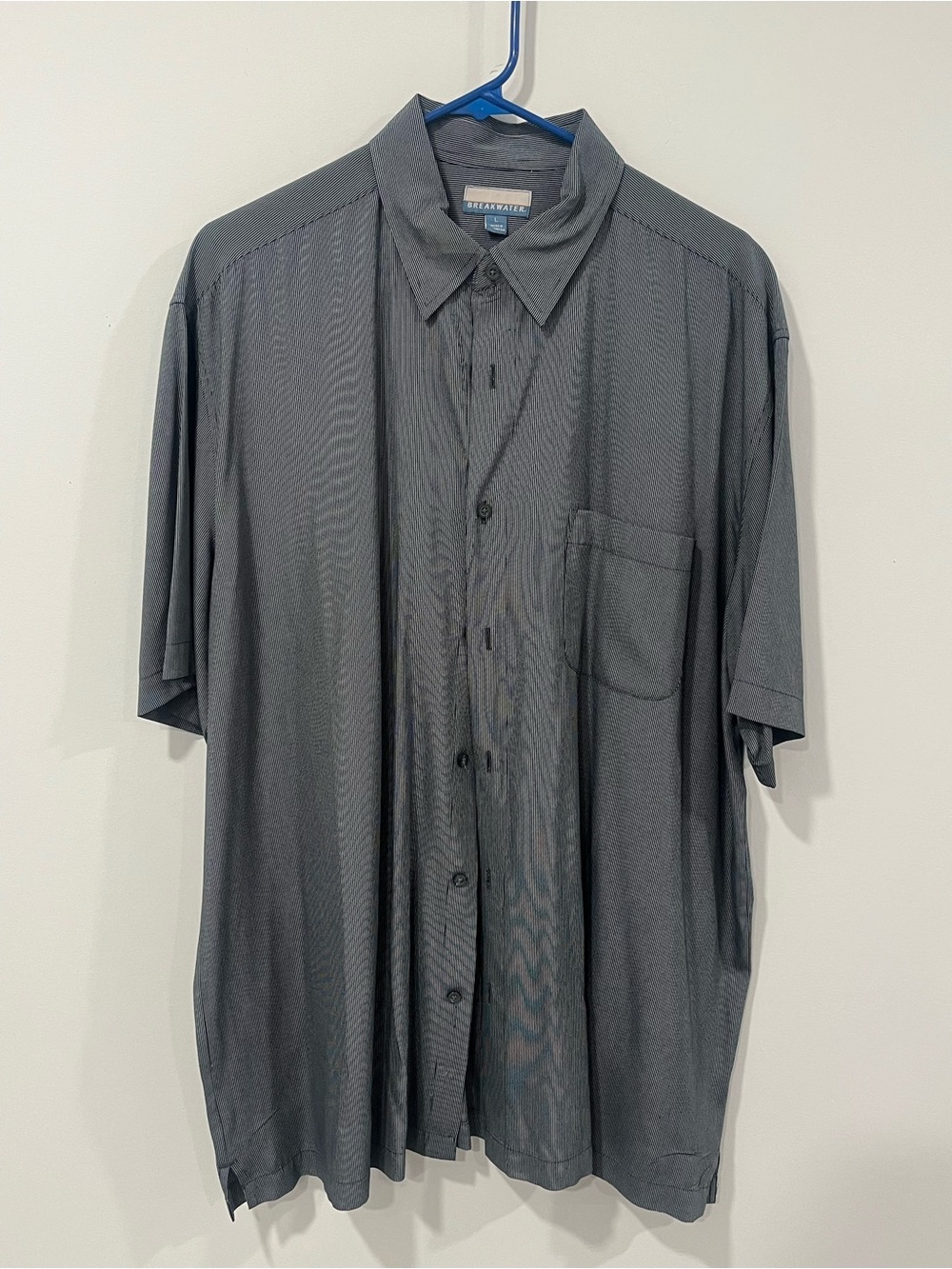 Men’s Gray Short-Sleeve Button-Up Shirt - Picture 1 of 4